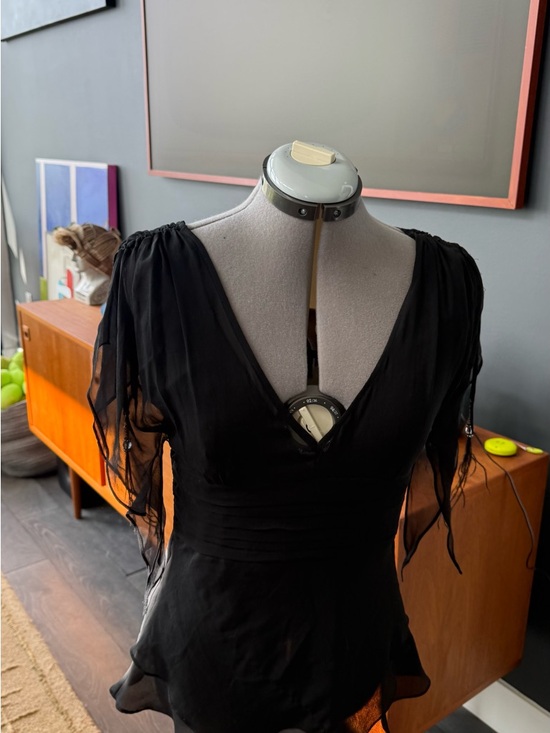 Karen Millen Tops - Karen Millen Black Silk Plunge Top